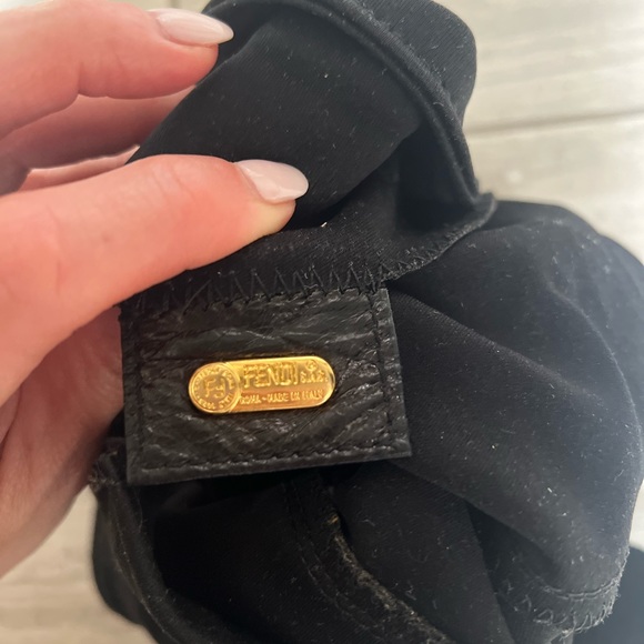 Fendi Shoulder Bag Black Velvet - Picture 4 of 8